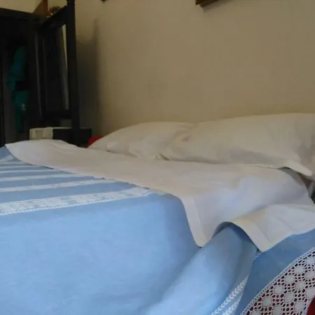 Della Dama Vicino דירה ראפאלו